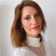 Profesor de economía apto para todos los niveles y edades